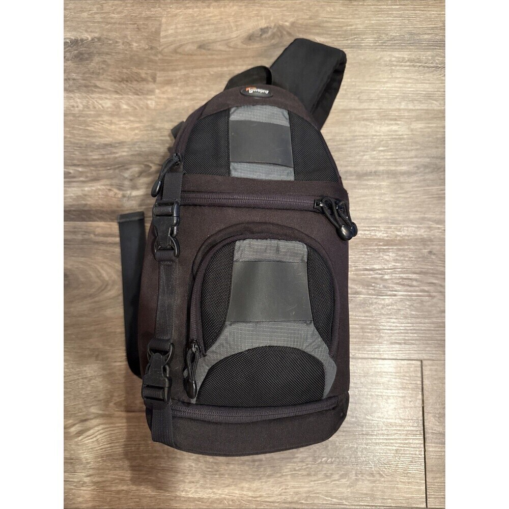 Lowepro Slingshot 100 AW Padded Shoulder Sling Backpack Camera Bag w/ Rain Cover